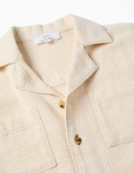 Chemise en coton à manches courtes avec poches poitrine pour garçons, beige clair – Image 3