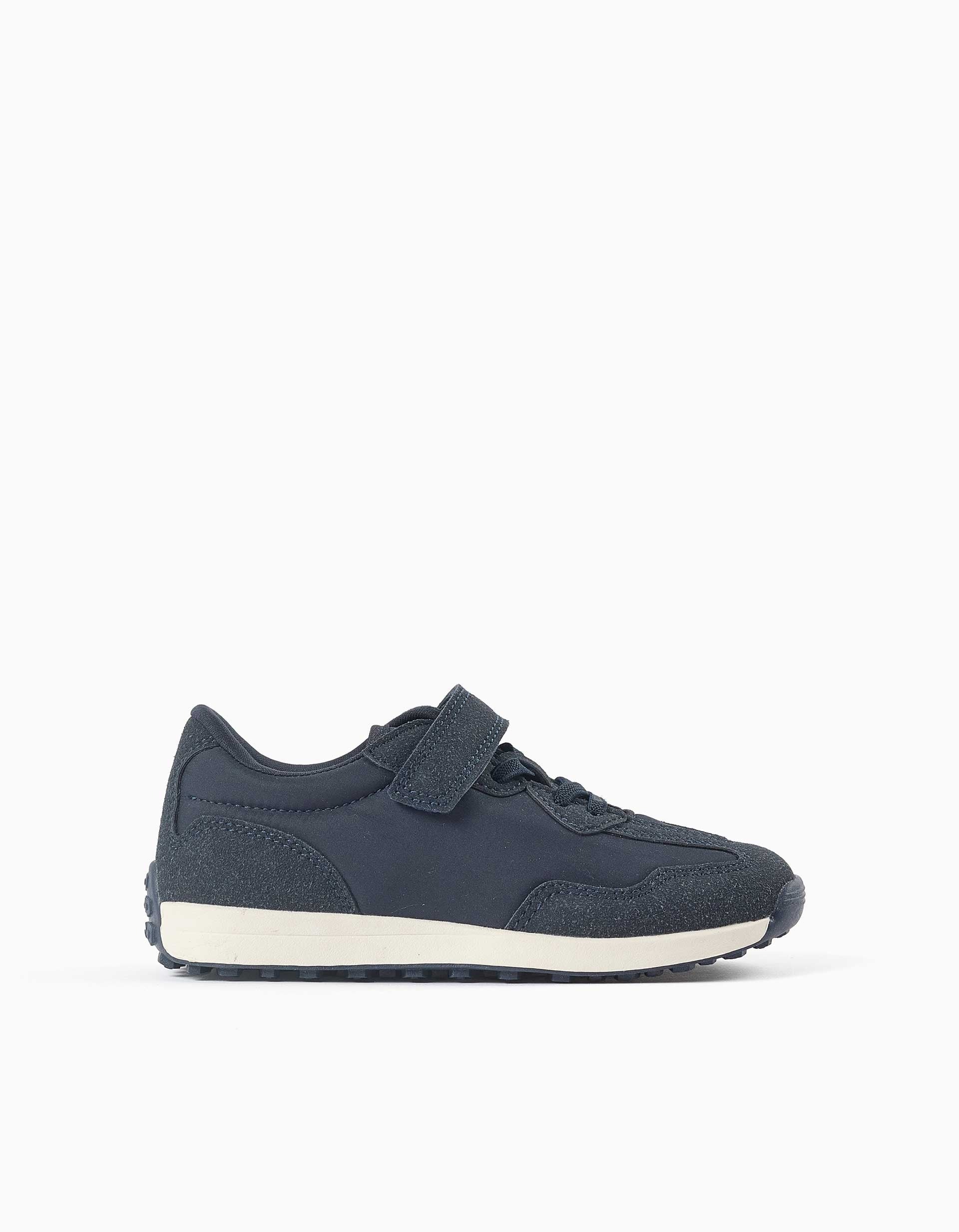 31083558003-0 Baskets bicolores à semelle antidérapante pour garçon, bleu foncé – Image 1